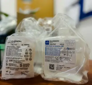 Aqua Sterile Pack With Adapter 340 mL
